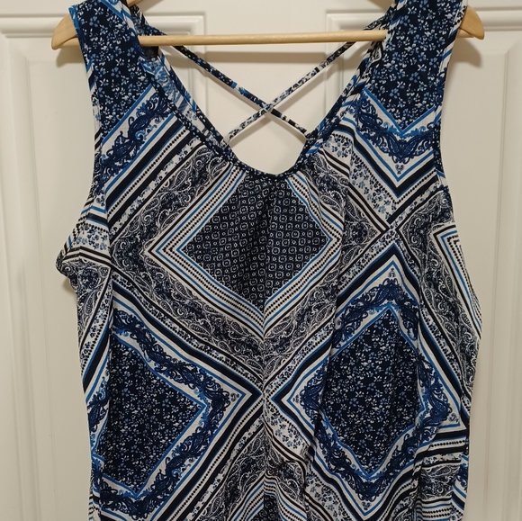 PerSeption Women strappy back paisley tank - Picture 2 of 6